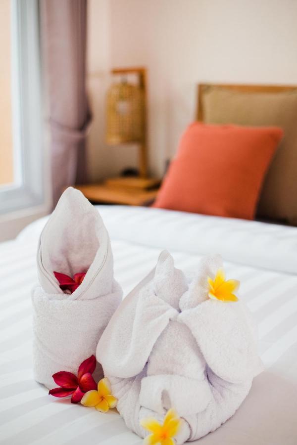 Donguri House Bali Bed & Breakfast Jimbaran Екстериор снимка